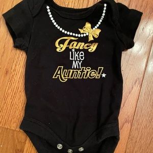 EUC AUNT ONEIES! So cute